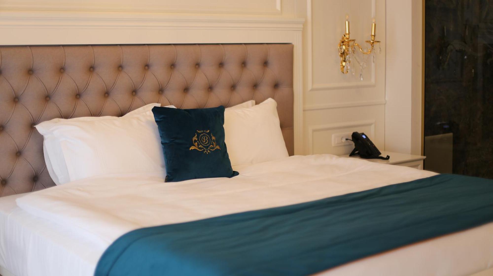 Grand Hotel Belushi Boge エクステリア 写真