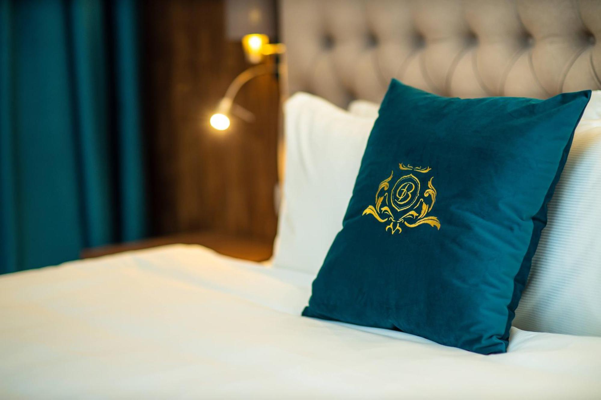 Grand Hotel Belushi Boge エクステリア 写真